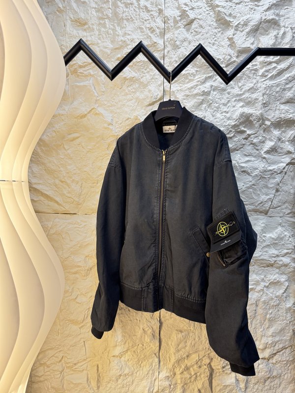 Stone Island 플라이트 재킷 001-279575
