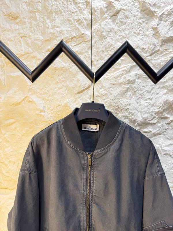 Stone Island 플라이트 재킷 001-279575