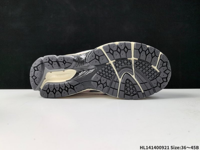 New Balance 1906 레트로 운동화 001-279580