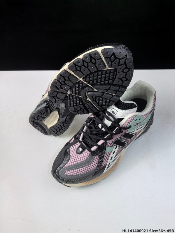New Balance 1906 레트로 운동화 001-279580