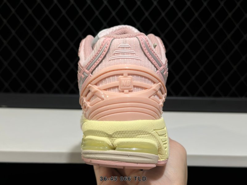 New Balance 레트로 대디 스니커즈 001-279594