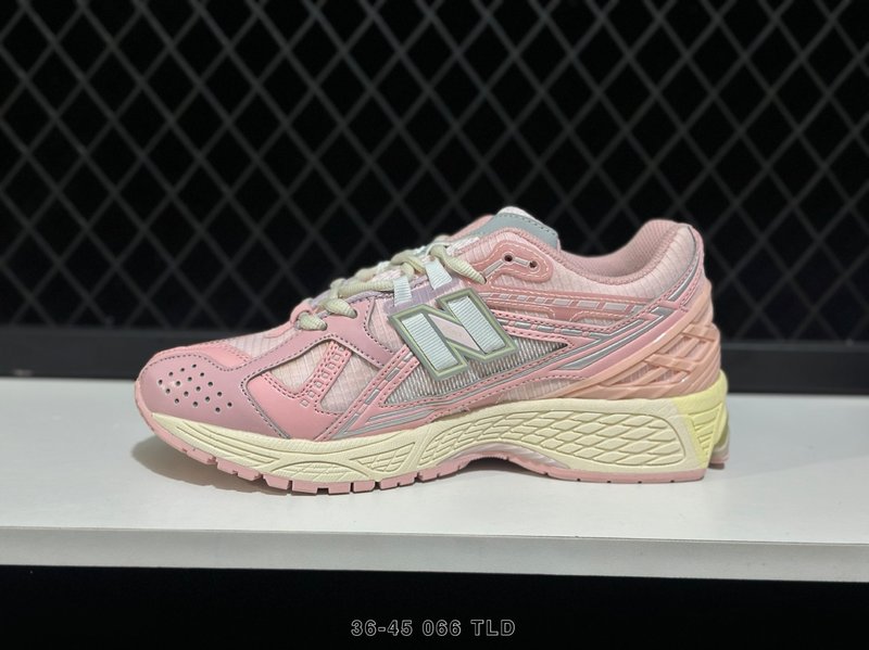 New Balance 레트로 대디 스니커즈 001-279594