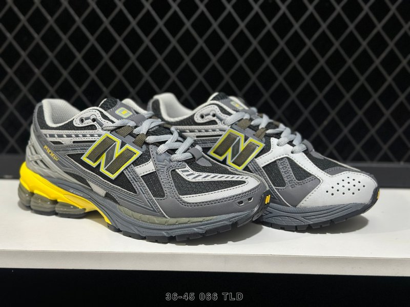 New Balance 레트로 대디슈즈 001-279595