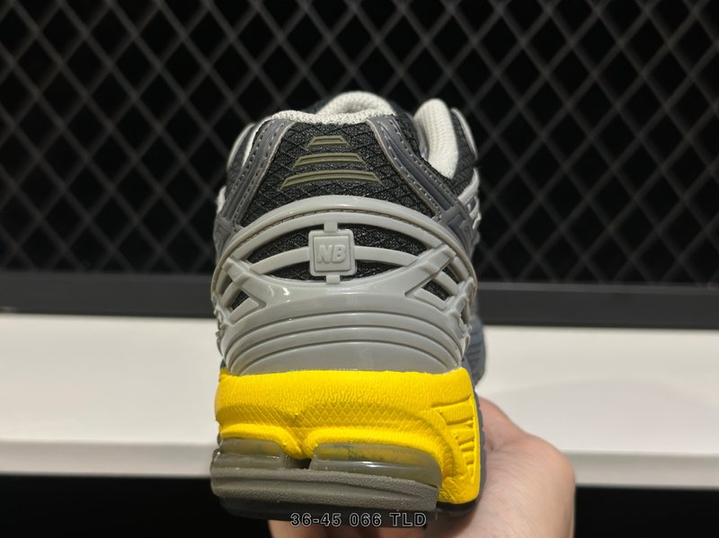 New Balance 레트로 대디슈즈 001-279595