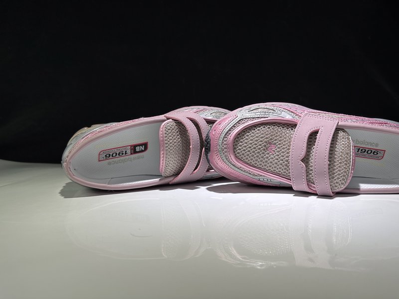 New Balance 레트로 스포츠 로퍼 001-279597