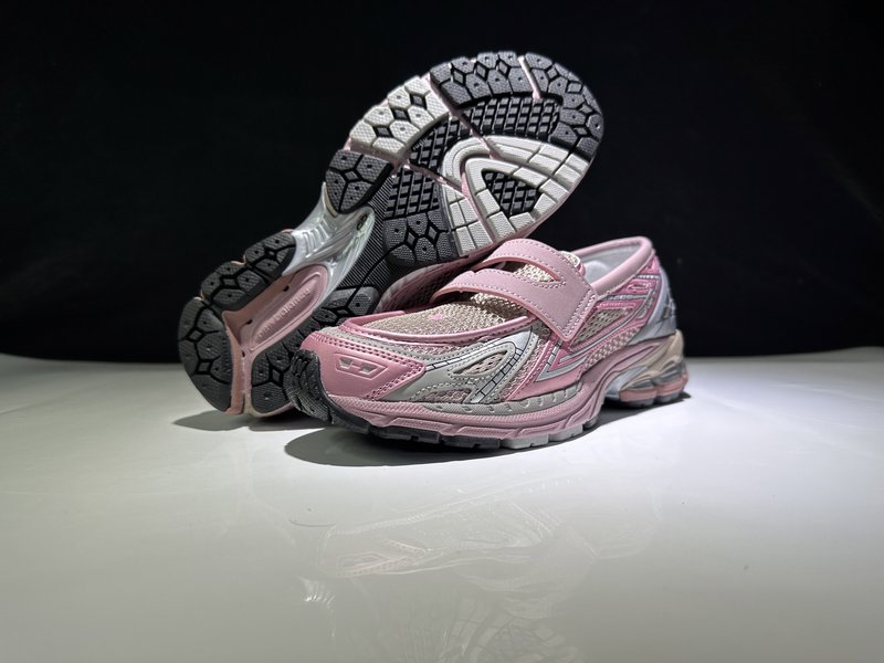 New Balance 레트로 스포츠 로퍼 001-279597