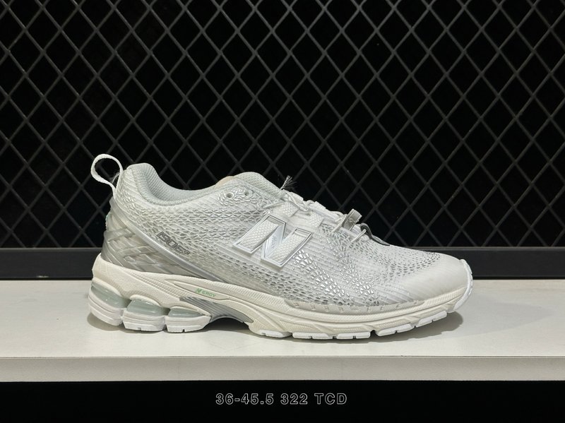 뉴발란스 1906 레트로 운동화 001-279611