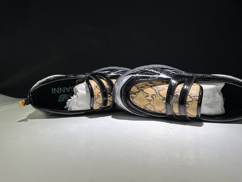 New Balance 1906R 로퍼 슬립온 001-279617