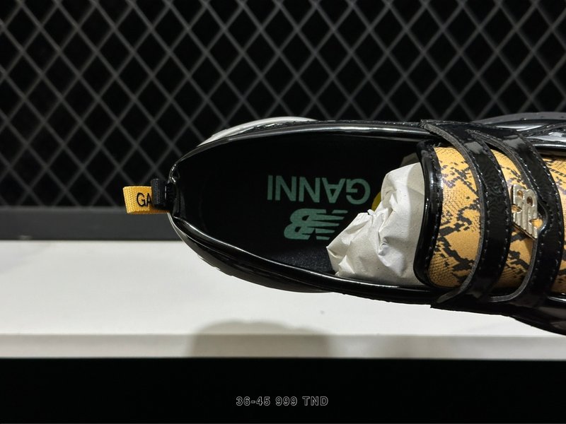 뉴발란스 1906L 로퍼 슬립온 쿠션 운동화 001-279620