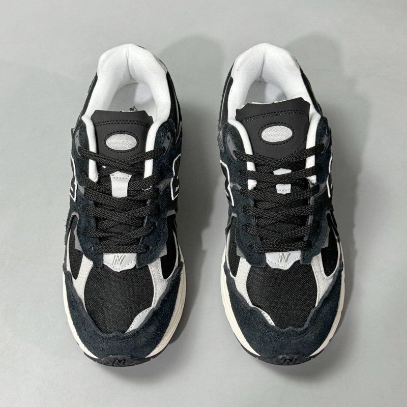 New Balance 2002R 로우탑 러닝화 001-279635