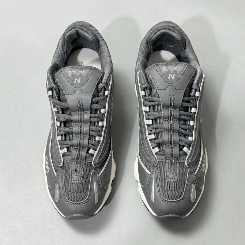 NB 1000 로우탑 러닝화 그레이 001-279651