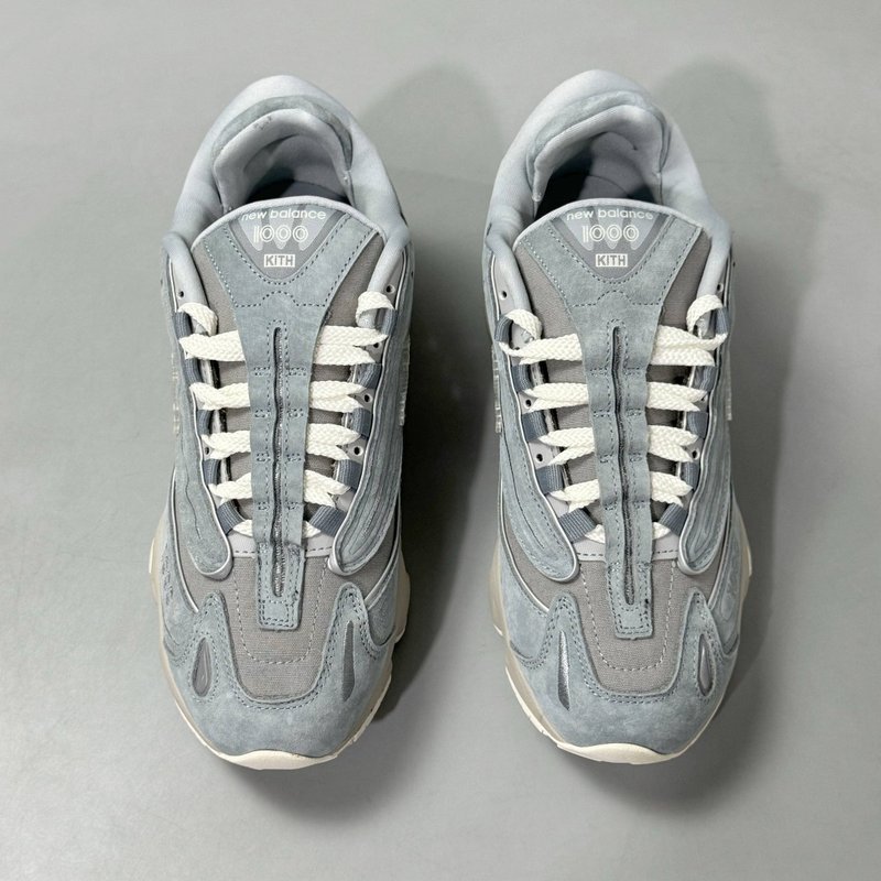 KITH x 뉴발란스 로우탑 러닝화 001-279652