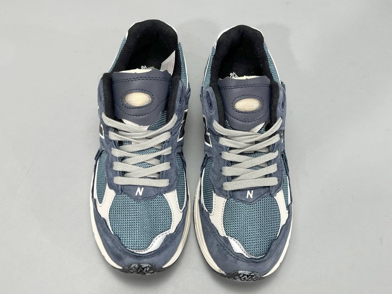 New Balance 2002R 레트로 러닝화 001-279705