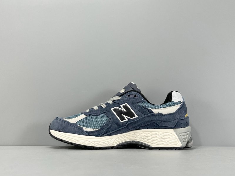 New Balance 2002R 레트로 러닝화 001-279705