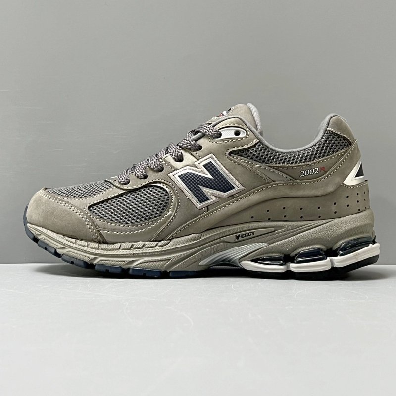 New Balance 레트로 러닝화 001-279747