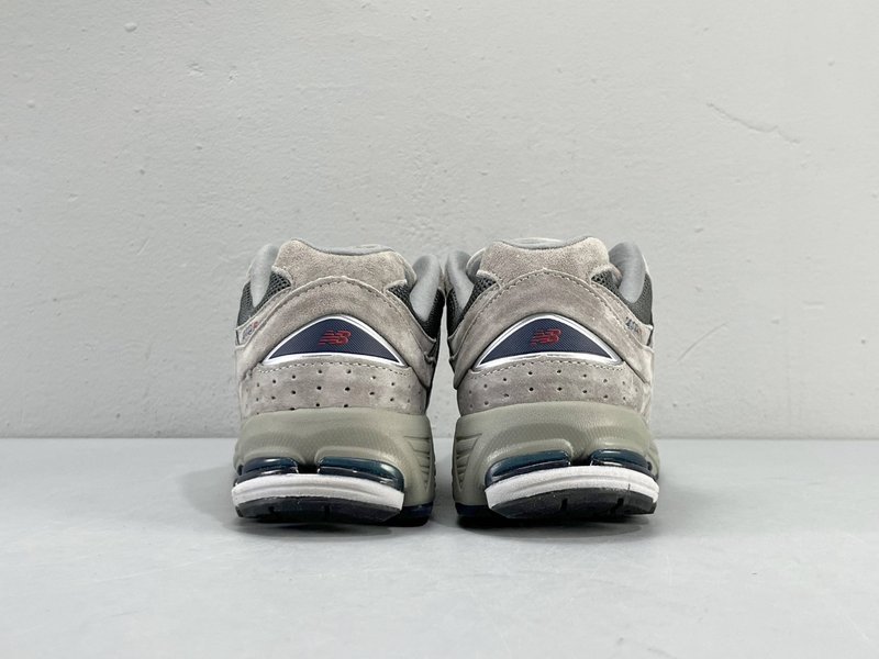 뉴발란스 레트로 로우탑 러닝화 001-279764