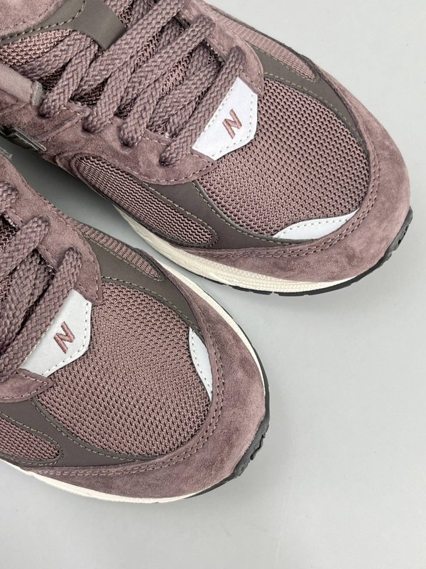 New Balance 2002R 로우탑 러닝화 001-279771