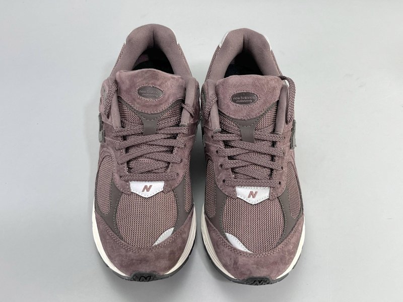 New Balance 2002R 로우탑 러닝화 001-279771