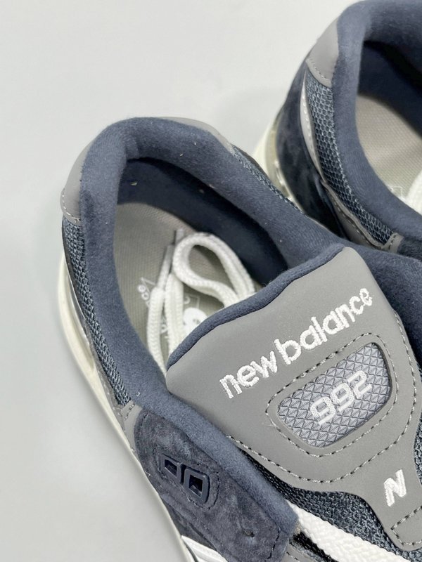 New Balance 레트로 로우탑 러닝화 001-279922