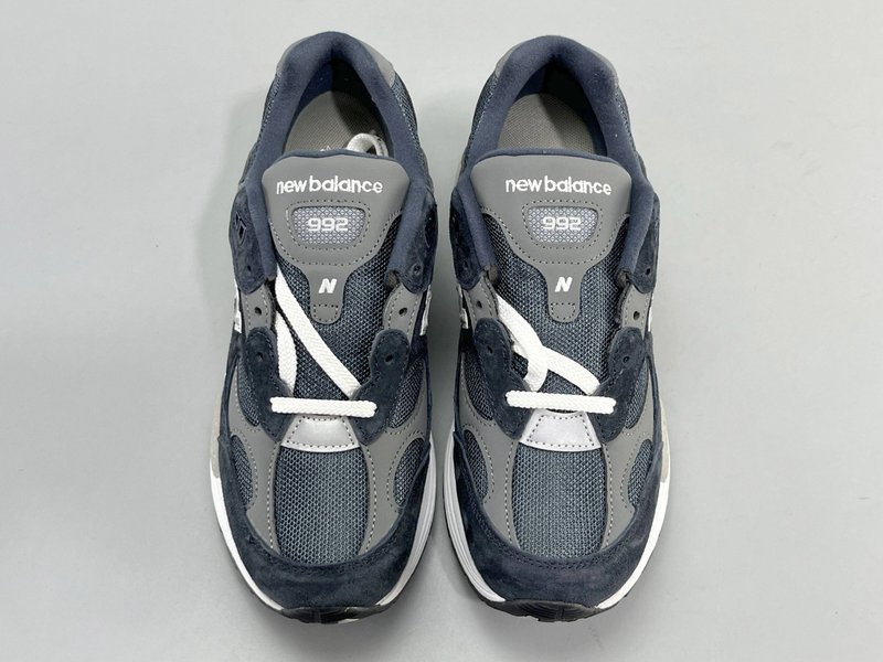 New Balance 레트로 로우탑 러닝화 001-279922