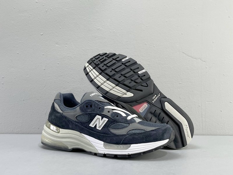 New Balance 레트로 로우탑 러닝화 001-279922
