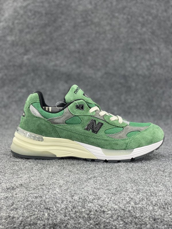 JJJJound x New Balance 그린 러닝화 001-279941