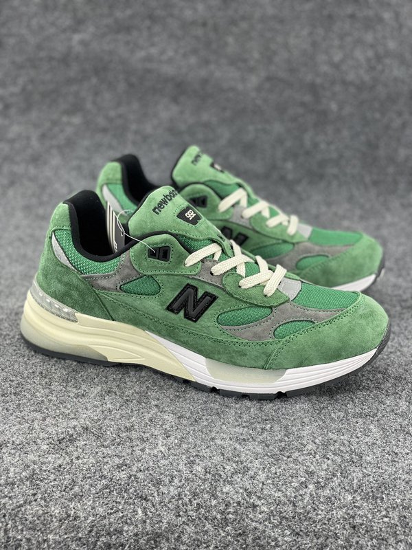 JJJJound x New Balance 그린 러닝화 001-279941