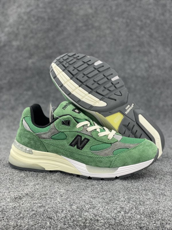 JJJJound x New Balance 그린 러닝화 001-279941