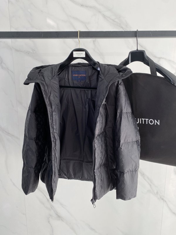 LV 남녀공용 패딩 90% 덕다운 001-279949