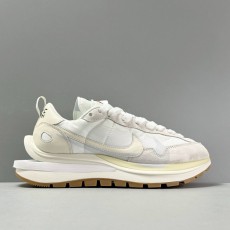 나이키 와플 사카이 화이트 생고무 운동화 001-279990