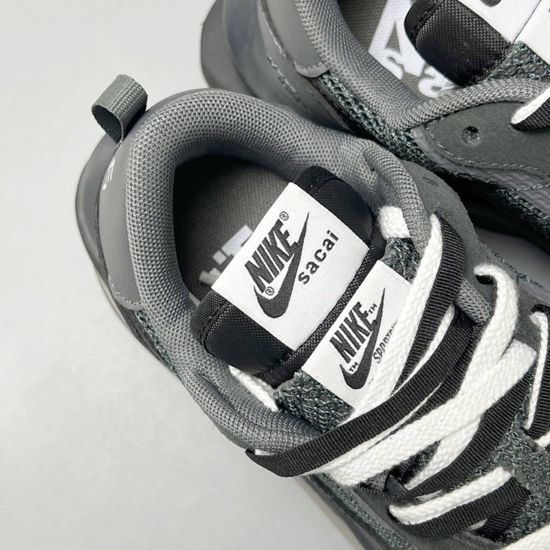 나이키 Sacai Vapor Waffle 캐주얼 신발 001-280000