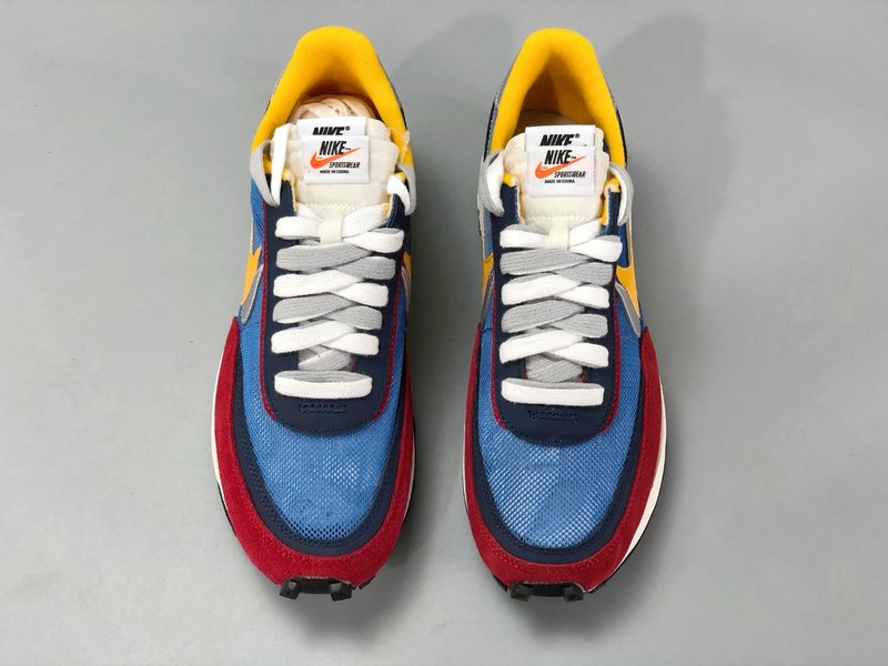 Sacai x Nike Waffle 운동화 001-280010