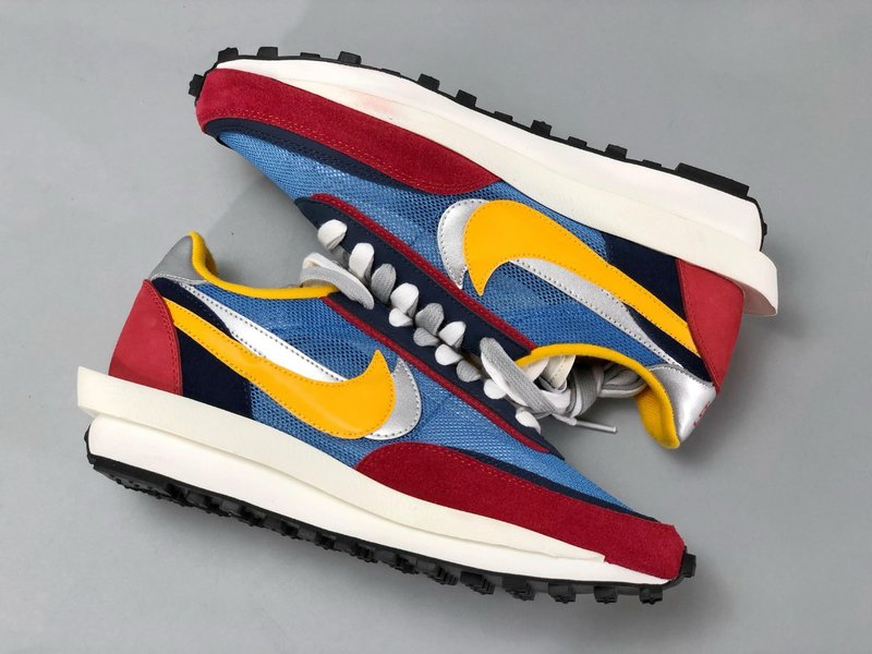 Sacai x Nike Waffle 운동화 001-280010