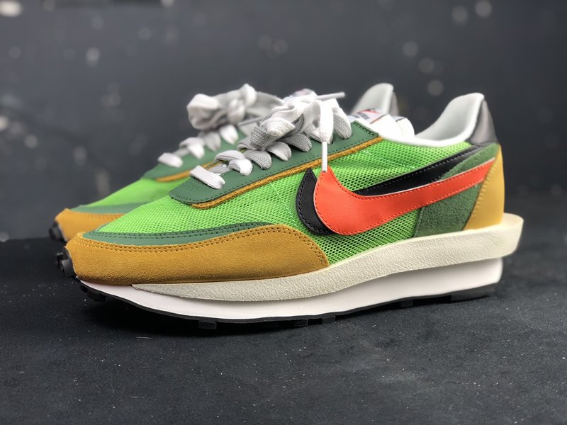 Nike Sacai 콜라보 Waffle Daybreak 001-280024