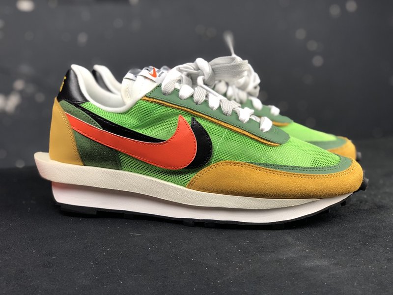 Nike Sacai 콜라보 Waffle Daybreak 001-280024