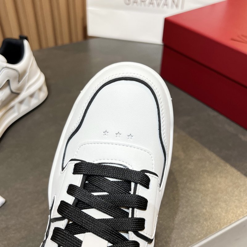 발렌티노 커플 캐주얼 운동화 001-280035