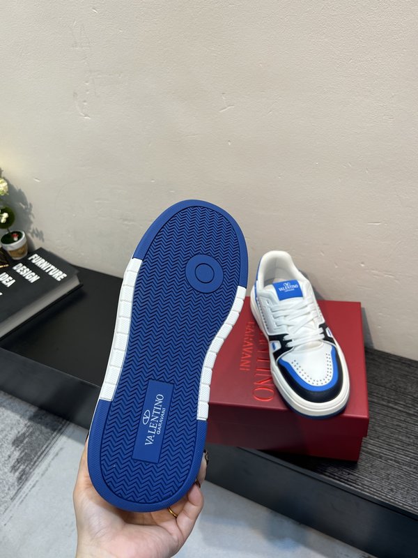발렌티노 OneStud 커플 운동화 001-280045