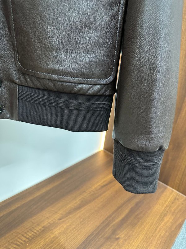 Loro Piana 클래식 양가죽 플라이트 재킷 001-280077