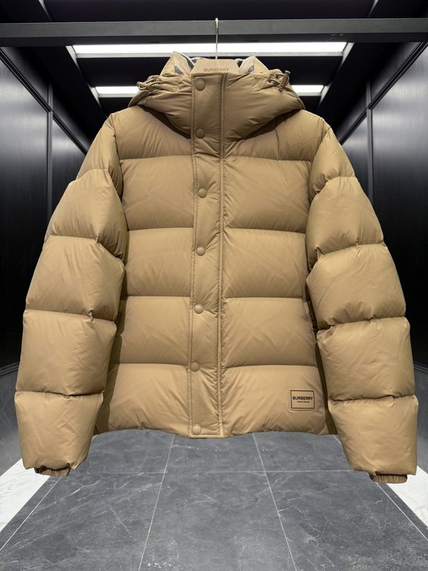 버버리 클래식 울 체크 칼라 나일론 다운 재킷 001-280099
