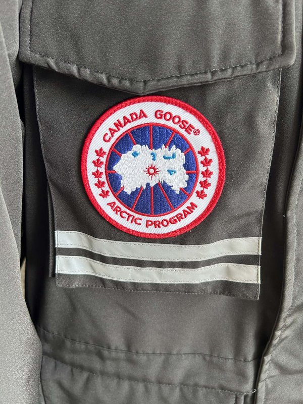 Canada Goose Snow Mantra 후드 파카 001-280107