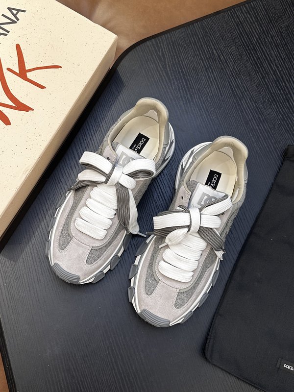 돌체앤가바나 DG Cushion 송아지 가죽 운동화 001-280260
