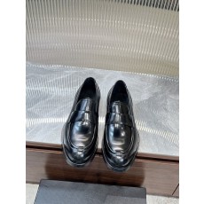 D&G 두체비나 광택 가죽 로퍼 001-280279