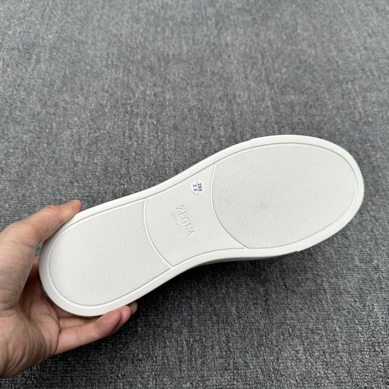 에르메네길도 제냐 스웨이드 캐주얼 스니커즈 001-280280