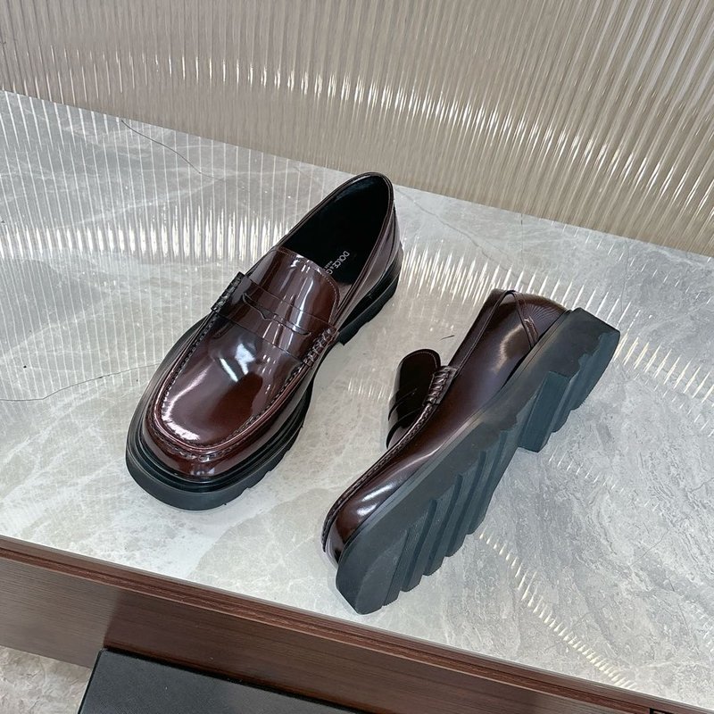 D&G 두체비나 광택 가죽 로퍼 001-280287