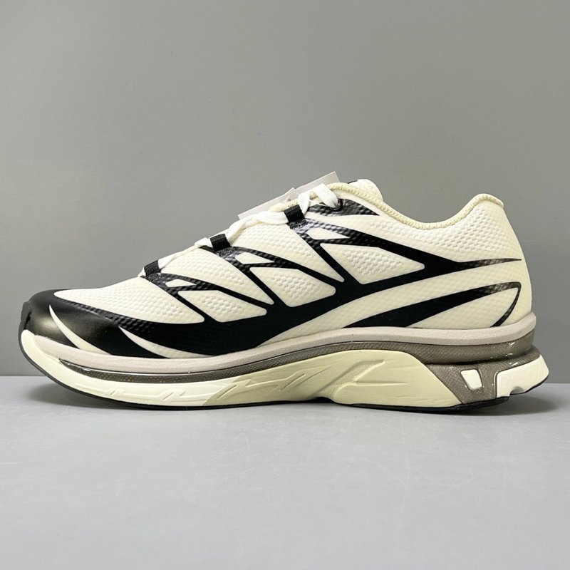 MM6 x SALOMON 콜라보 와이드 러닝화 001-280340