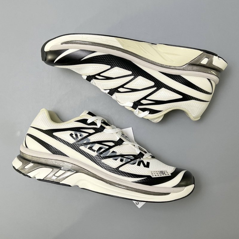 MM6 x SALOMON 콜라보 와이드 러닝화 001-280340