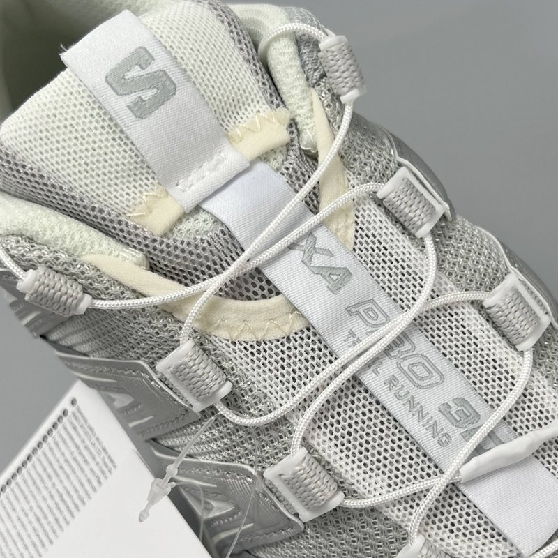 살로몬 XA PRO 3D 남녀공용 러닝화 001-280395