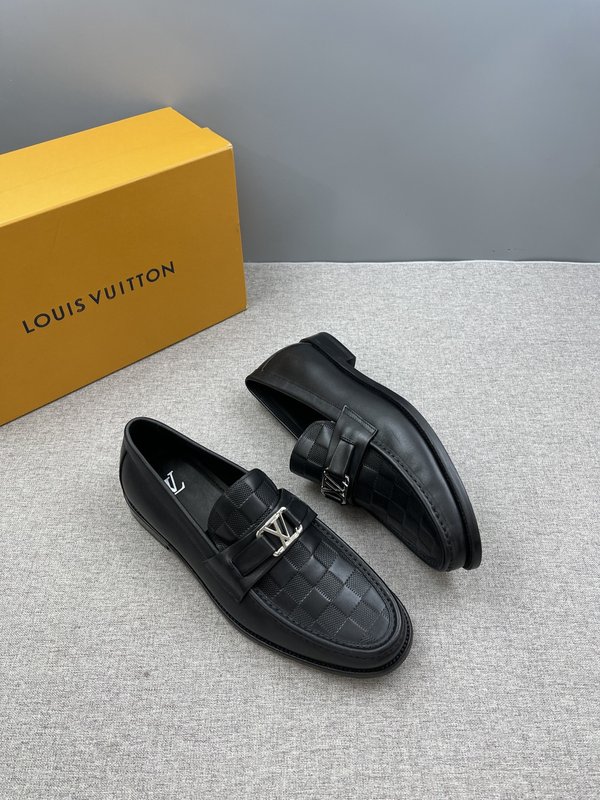 루이비통 체크 로퍼 블랙 001-280599