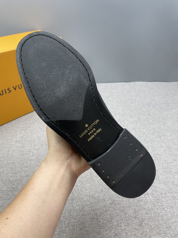 루이비통 체크 로퍼 블랙 001-280599