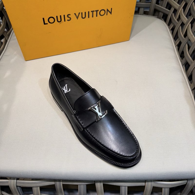 Louis Major 클래식 광택 소가죽 구두 001-280635